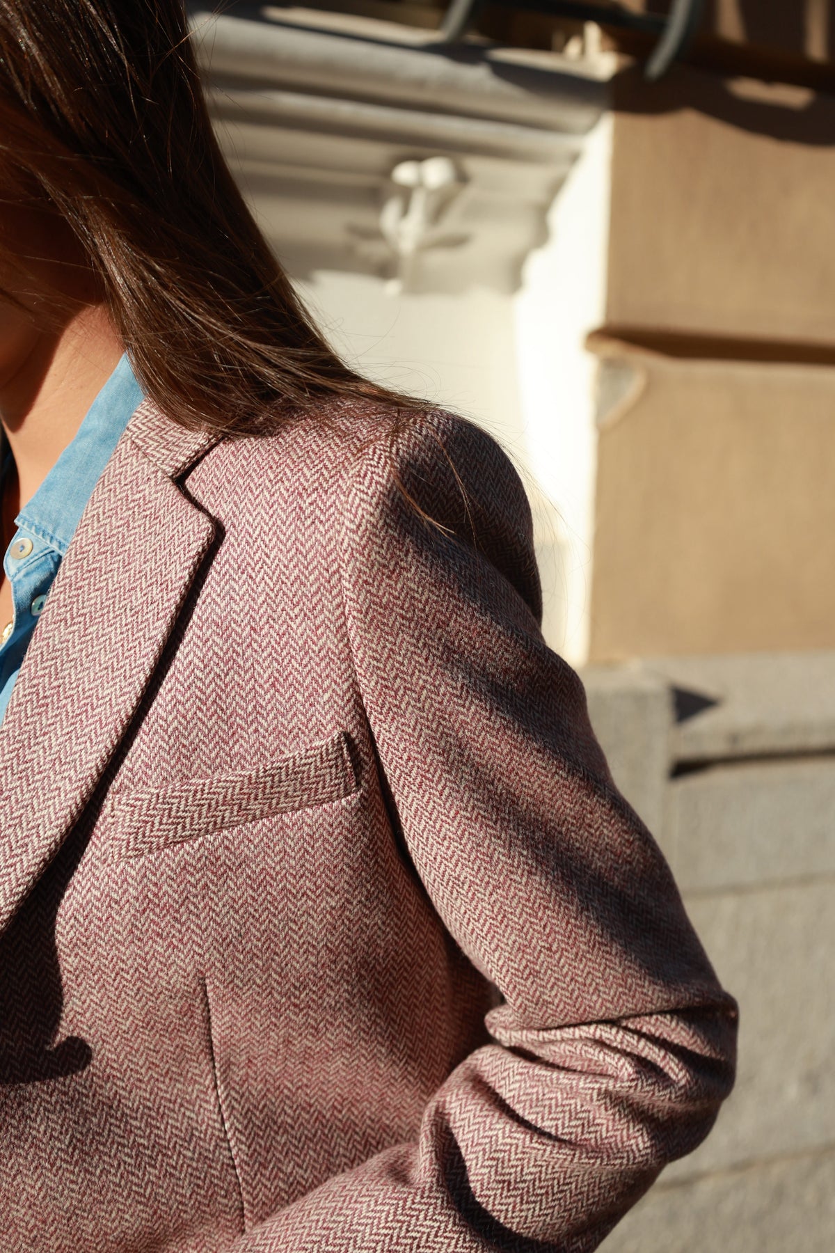 Chaqueta Deauville de lana, detalle del tejido — VALRIC