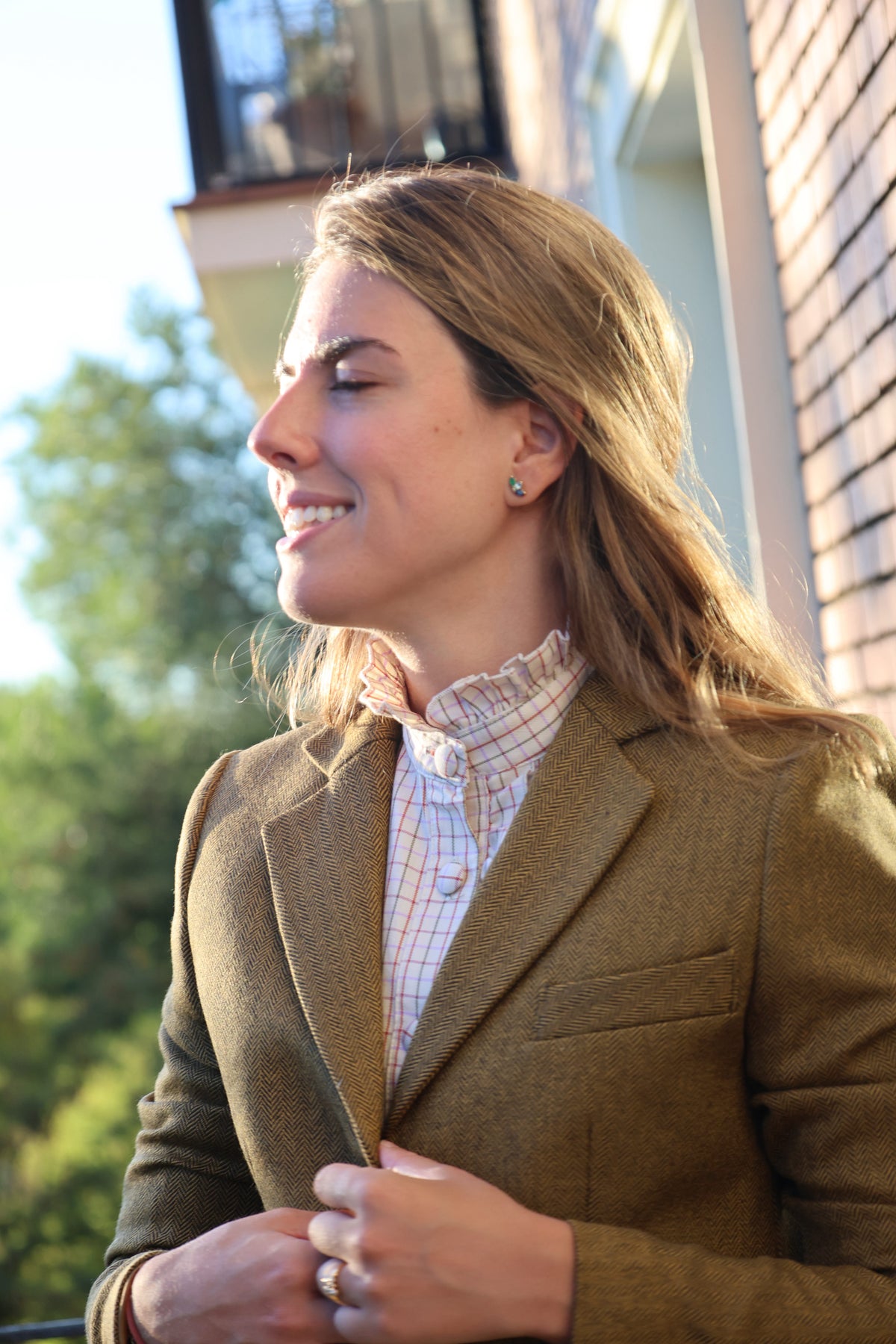Milan jacket in cashmere and wool, profile view — VALRIC
